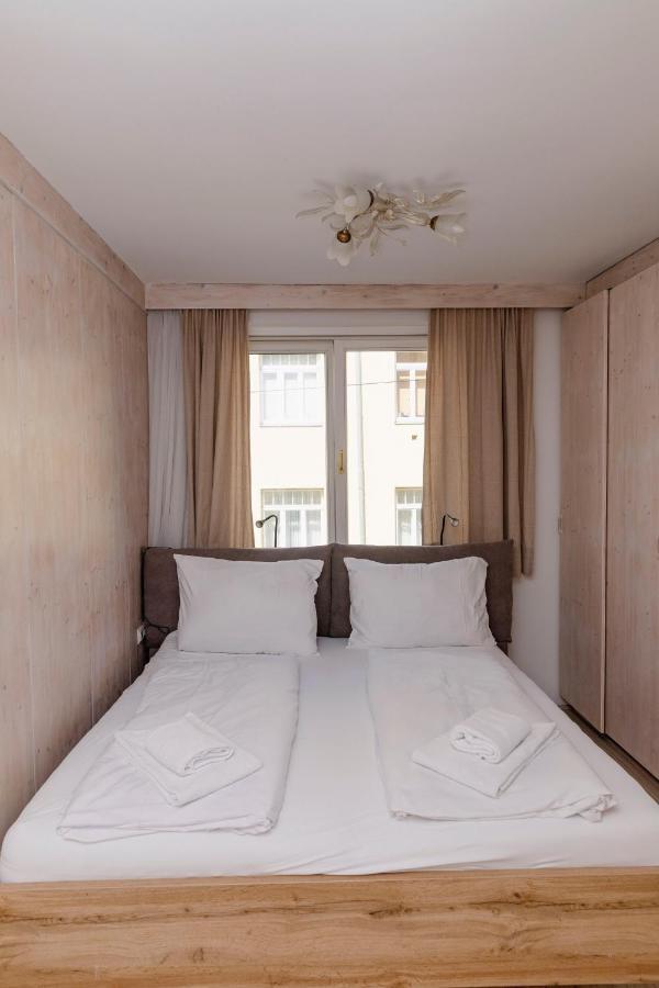 Beautiful 2-Bedroom Apartment Near Schoenbrunn Viyana Dış mekan fotoğraf