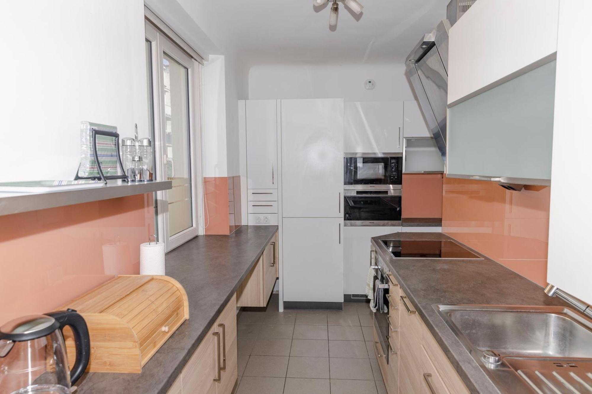 Beautiful 2-Bedroom Apartment Near Schoenbrunn Viyana Dış mekan fotoğraf