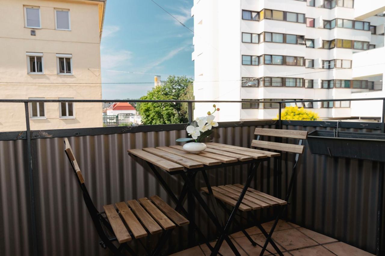 Beautiful 2-Bedroom Apartment Near Schoenbrunn Viyana Dış mekan fotoğraf