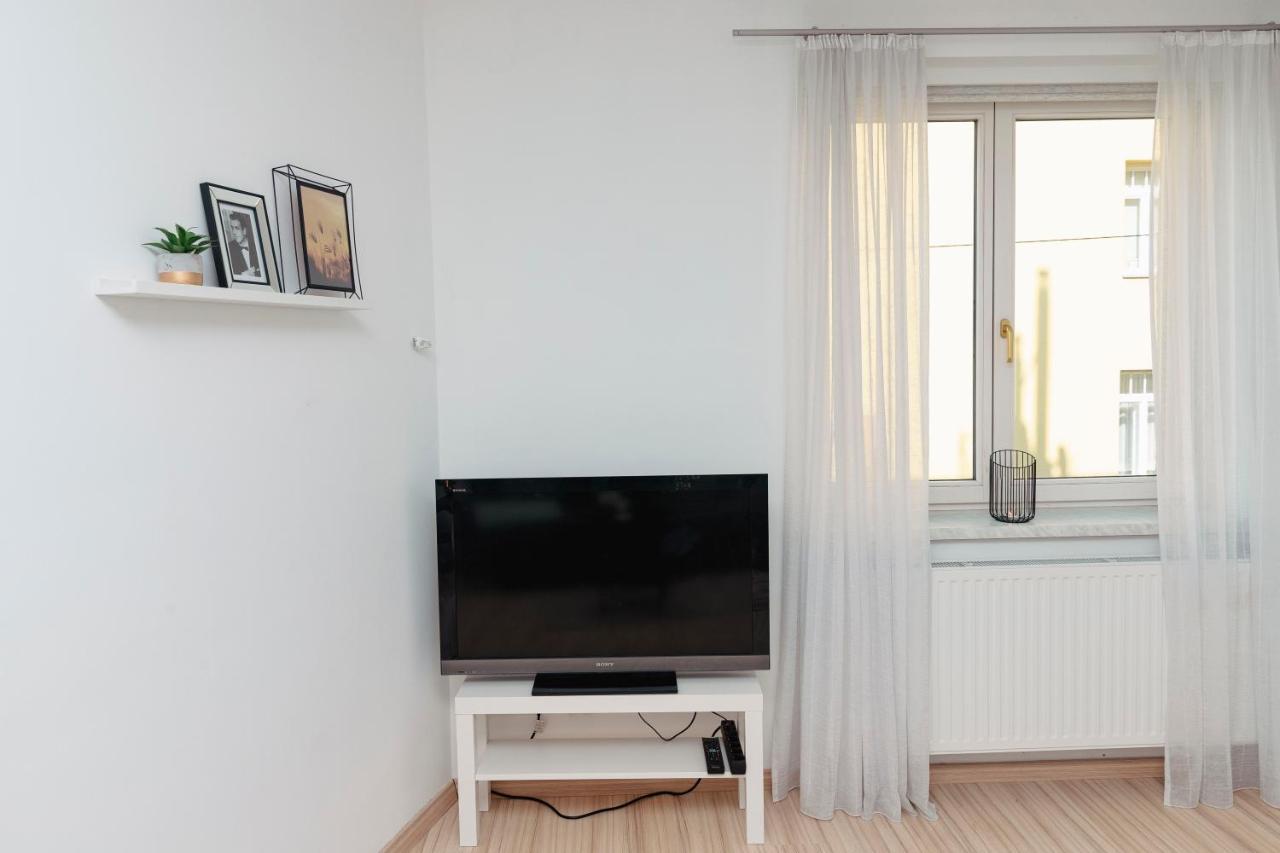 Beautiful 2-Bedroom Apartment Near Schoenbrunn Viyana Dış mekan fotoğraf